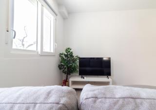 Global Properties, coqueto apartamento cerca de la playa - Puerto de Sagunto - 1