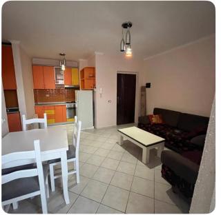 Holiday House - Golem - 0