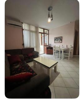 Holiday House - Golem - 2