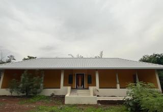 Alaya Stays Nehamrit Courtyard Villa Pet friendly Villa with Outdoor Bathtub - Murbād - 3