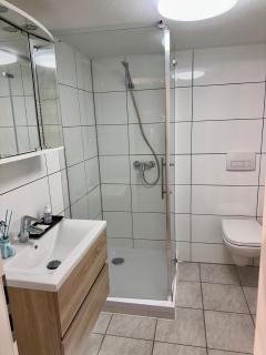 Zwei Zimmer Wohnung mit Küche - Kuchen - 9