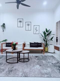 Rayyan Homestay - Pasir Puteh - 5