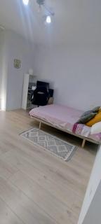 Habitación en el centro con balcón - Valencia - 0