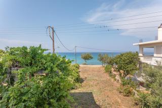 Bel Momento - Family Room - Alikanas - 7
