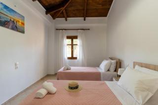 Notio Holiday Home in Laganas - Mesochórion - 7