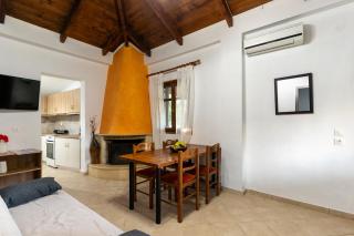 Notio Holiday Home in Laganas - Mesochórion - 6