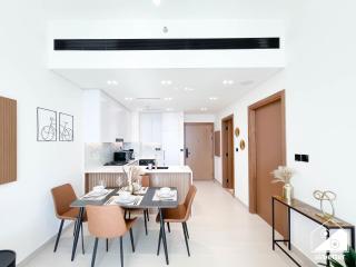 Bright and Modern 1BR Binghatti Amber with City View - 8