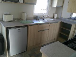 Kingfisher New Horizon Firs 8 Berth Blow Heated - Ingoldmells - 1