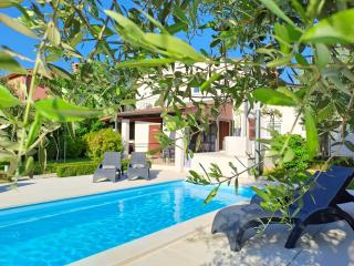 Villa Grace Felice for 8 people with private pool & only 2 km from the beach near Fazana - Valbandon - 8
