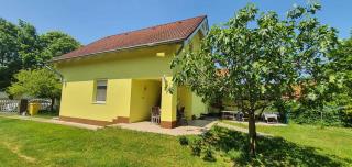 Holiday home in Balatonbereny 34655 - Balatonberény - 0