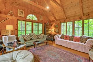 20-Acre Hamptons Nature Escape with Hot Tub and Pool - East Hampton - 7