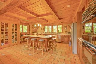 20-Acre Hamptons Nature Escape with Hot Tub and Pool - East Hampton - 3
