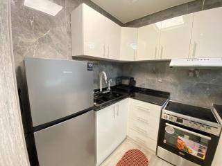 Cozy Studio Apartment Discovery Gardens Building 91 Near Metro Fully Furnished By al sarya Holiday Homes - 2