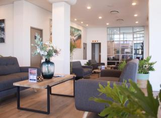 Ocean Breeze Hotel - 4