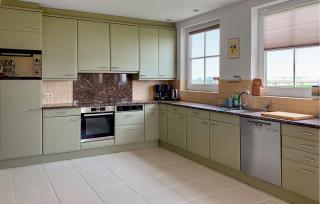 Five Bedroom Awesome Home In Lemmer - Lemmer - 5