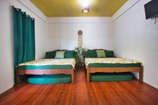 Casa Luntian Lodge and Cafe - Puerto Galera - 9