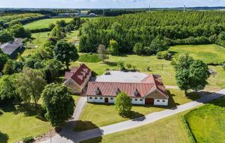 7 Bedroom Stunning Home In Grenaa - D70125 - Rimsø - 1