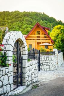Magical Log House - Virpazar - 5