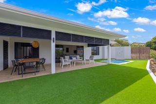 Dolce Vita Beach, Waterfront Bungalows with Private Beach - 1