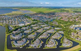 Three Bedroom Awesome Home In Lemmer - Lemmer - 2