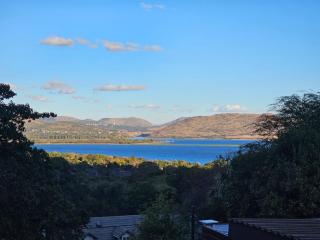 Belle Vue Guesthouse - Hartbeespoort - 9