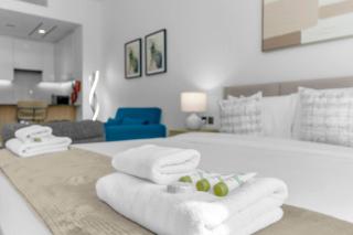 Large Jlt Studiogolf, Pool 8min Metromarinajbr - 2