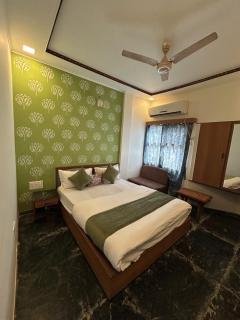 Hotel Bridge - Ahmedabad - 3