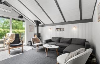 Two Bedroom Beautiful Home In Hemmet - Hemmet - 8