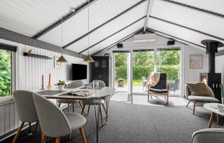 Two Bedroom Beautiful Home In Hemmet - Hemmet - 5