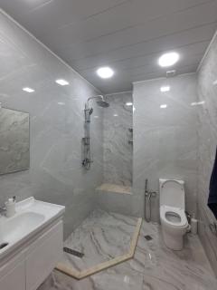 Baku Center Stay - Rich Plaza Residence - Bakoe - 4