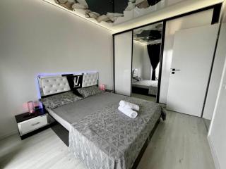 Ilie Petre Luxury Suites - Chiajna - 9