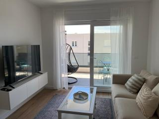 One-Bedroom Apartment with Private Beach Parking - Makarska - 7