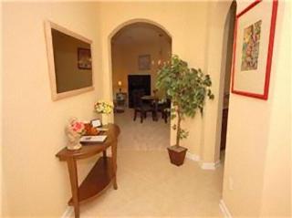 2 Bedroom private lakeview by Conference Center and Epic Universe walking distance - 3