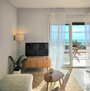 Palmyra Seaview Apartment at Barbati - Barbati - 0