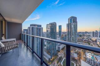Modern DTW Miami Escape with Water Views - Miami - 9