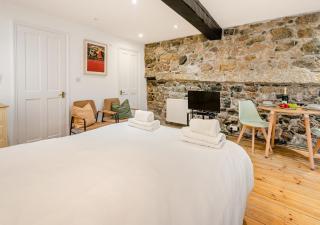 Netherton Island Road - St Ives - 5