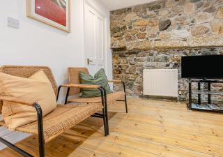 Netherton Island Road - St Ives - 1