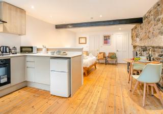 Netherton Island Road - St Ives - 0