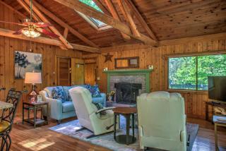 Hoot on the Hill By Carolina Mornings - Weaverville - 6
