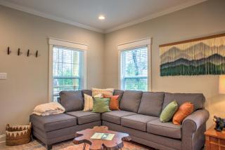 Pineview Bungalow by Carolina Mornings - 4