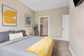 Modern 16BR 16BA Condos w Garage and Patio - Wyoming - 3