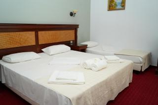 Hotel Bliss - Bucharest - 8