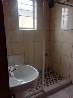 Bulwer Breeze Guesthouse - Durban - 4