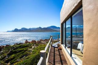 Villa Sur La Mer - Pringle Bay - 1