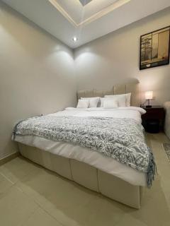 استديو هادئ باطلالة وسرير ماستر - Riad - 5