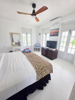 Large Beautiful Villa with Ocean Views and private pool - 3 Bedroom Listing - Cap Estate - 7