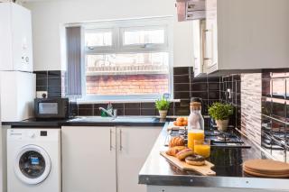 NEW Large Contractors House 4Beds 8Guests Long Term - Liverpool - 3