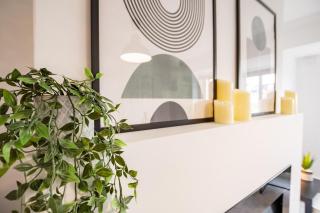 Modern & Spacious 3 Bed House - Galway - 7