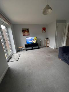 Whyte 3 bedroom house with garden, Sleeps 7 free parking sittungbourne Kent - Kent - 9