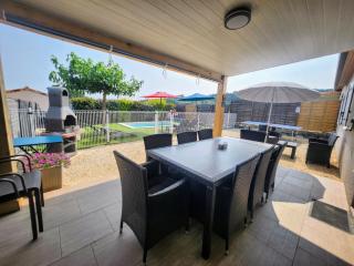 En Ardèche, maison de vacances l'Odyssée climatisée avec sa piscine privée et chauffée - 9
